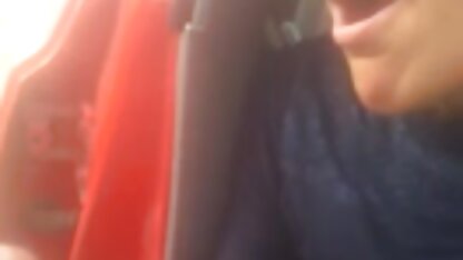 Busty ladies se fera baiser salope vulgaire francaise par un homme.