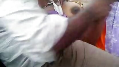 Je me suis assis près de la salopes vidéos gratuites fenêtre et je me suis masturbé.