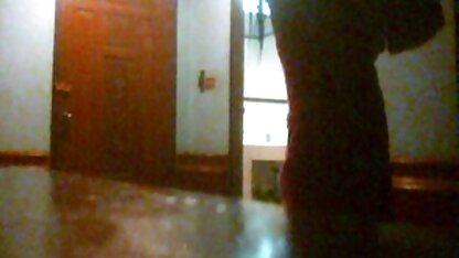 Chauve brune trou du cul devant video salope nue des amis.