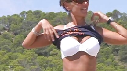 Un chapeau mince serait vissé dans la sex video cochonne coulée.