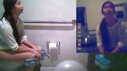 Les Américains baisent video cochonne gratuite la femme de chambre dans la chambre d'hôtel.
