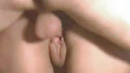 Les jeunes petite cochonne video femmes russe Doigté vagin.