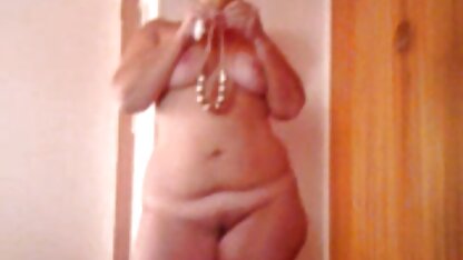 Le sexe petite cochonne tukif et les nageoires.