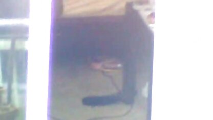 Lesbienne porn cochonne dans le vestiaire.