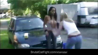 Sexe femme ronde cochonne avec transe et un couple.