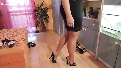 Brunette pour la première fois en grosses cochonnes françaises casting porno.