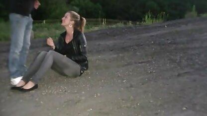 Entraîneur de boxe enseigne le sexe des femmes petite cochonne x noires.