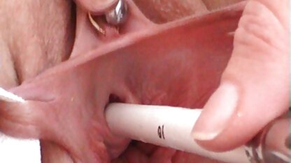 Fille Blonde lesbienne sexe. vieille cochonne en manque