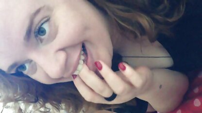 Belle-mère voir les membres des beaux-enfants et grosse cochone porn qui coule.