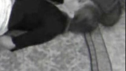 Mec lécher video cochonne en streaming le cul et baiser Rousse.