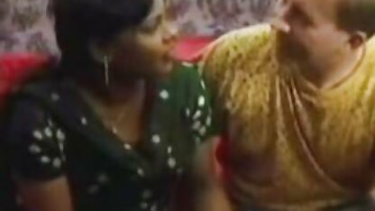 La blonde a video x vieilles salopes donné au gars de lui sucer les jambes puis d'avoir des relations sexuelles.