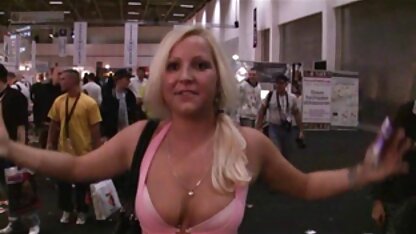 Baise une grosse cochonne porn belle brune dans le vagin.