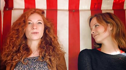 Adulte avec femme menage cochonne son amant.